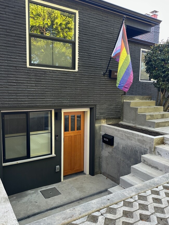 5403 Beacon Ave S, Unit 5403B Beacon Ave S.