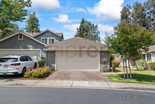 property at 871 Praderia Cir