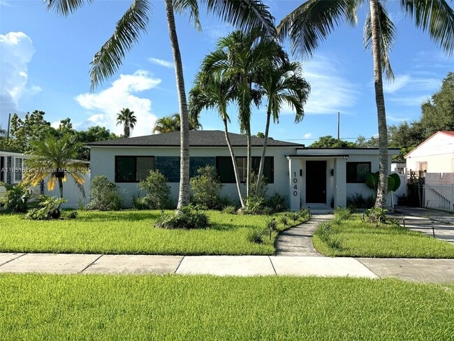 property at 1040 NE 142nd St