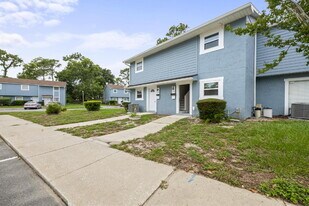 11359 Bedford Oaks Dr in Jacksonville, FL - Building Photo