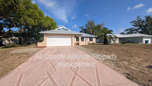 property at 3441 Thunderbird Ave