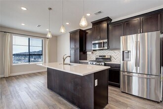 1990 S Holly St in Denver, CO - Building Photo - Building Photo