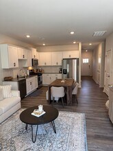 542 13th Ave Dr NE in Hickory, NC - Building Photo - Building Photo