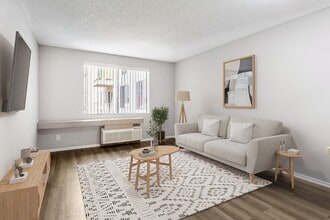 Grand Plaza Senior Apartments in Los Angeles, CA - Building Photo - Building Photo