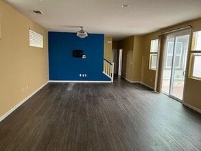 1083 S Shields Ave in Tracy, CA - Building Photo - Building Photo