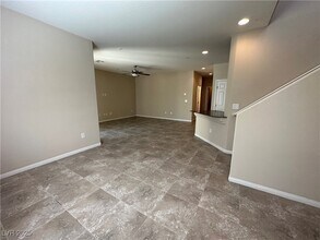 6115 Scarlet Leaf St in Las Vegas, NV - Building Photo - Building Photo