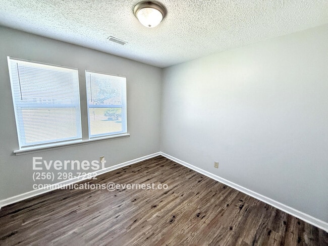 property at 117 Daniel St SW