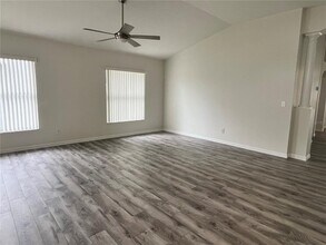 526 Cypress View Dr in Oldsmar, FL - Building Photo - Building Photo