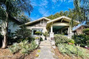 2745 Downing St in Jacksonville, FL - Building Photo