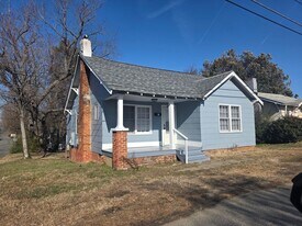 725 Junia Ave in Winston-Salem, NC - Building Photo