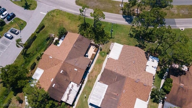 5620 Foxlake Dr in North Fort Myers, FL - Building Photo - Building Photo