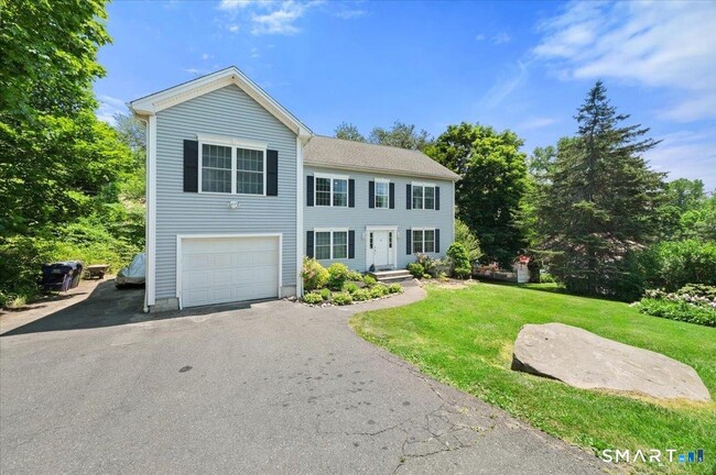 5 Main Dr in Brookfield, CT - Building Photo - Building Photo