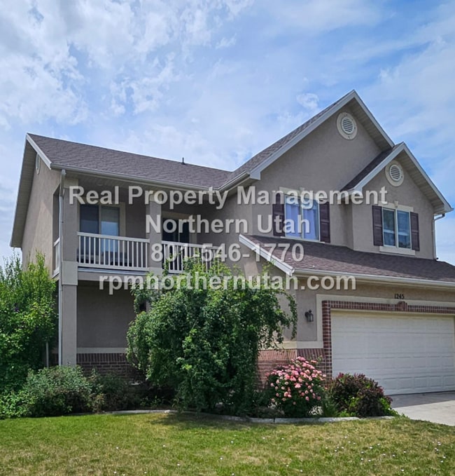 1245 N 2025 W in Layton, UT - Foto de edificio - Building Photo