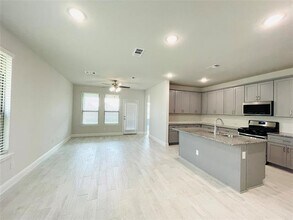 1052 Norias Dr in Heath, TX - Building Photo - Building Photo