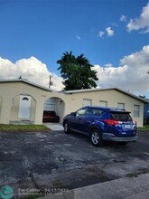 2660 NW 65th Ave in Margate, FL - Foto de edificio - Building Photo