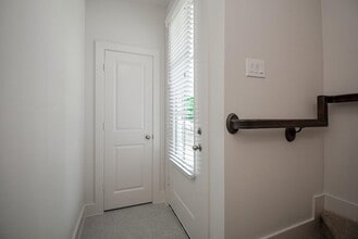 6017 Cypress St in Houston, TX - Building Photo - Building Photo