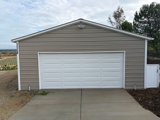 40530 Calle Cancion in Temecula, CA - Building Photo - Building Photo