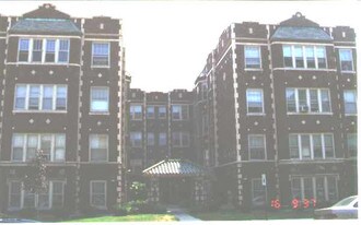 2105-2111 Grove Ave Apartments