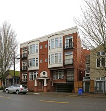 Thurman House in Portland, OR - Building Photo - Building Photo