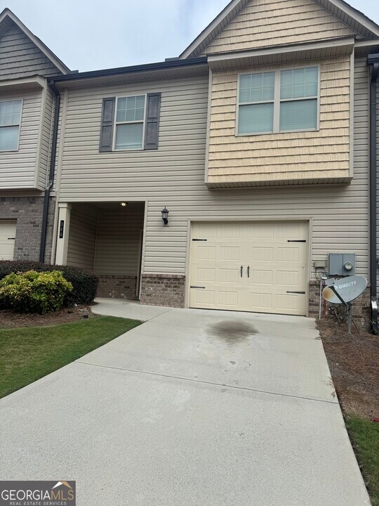 346 Turtle Creek Dr in Winder, GA - Building Photo