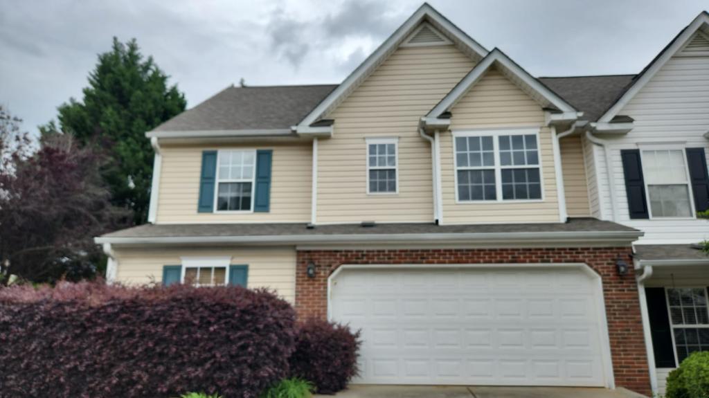5614 Fellowship Dr in Greensboro, NC - Building Photo