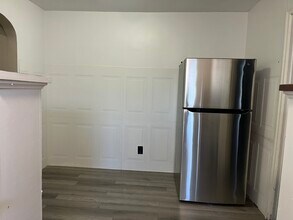 3849 Delmar Ave in Cincinnati, OH - Building Photo - Building Photo