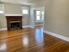 54 Colby Rd, Unit 1 in Quincy, MA - Building Photo - Building Photo