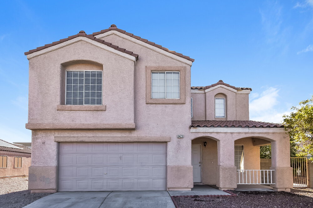 8429 Shady Pines Dr in Las Vegas, NV - Foto de edificio