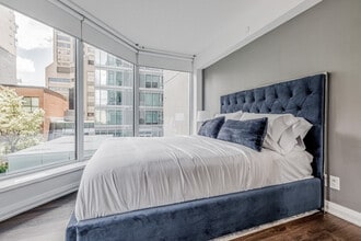 116 B Yorkville Ave, Unit SI ID1494684P in Toronto, ON - Building Photo - Building Photo