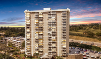 98-450-450 Koauka Loop in Aiea, HI - Building Photo