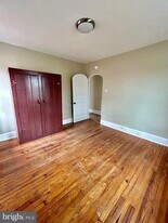 355 Nutt Rd in Phoenixville, PA - Building Photo