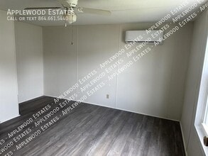 251 Pebble Rock Cir in Spartanburg, SC - Building Photo - Building Photo