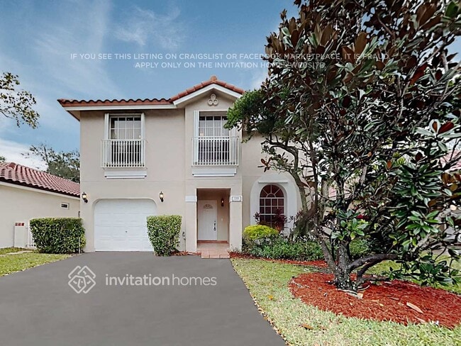 property at 1305 Seagrape Cir