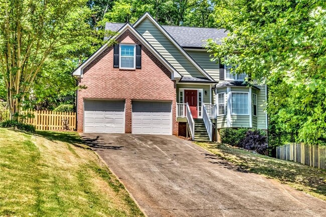 2145 Lindley Ln in Kennesaw, GA - Foto de edificio - Building Photo