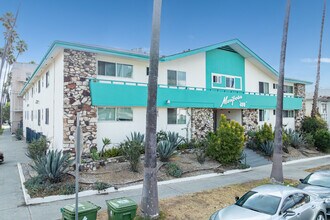 Mariposa Apartments in Los Angeles, CA - Foto de edificio - Building Photo