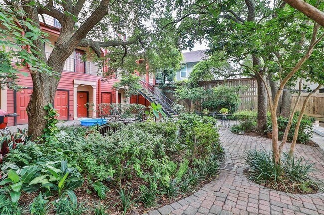 3208 Jackson St in Houston, TX - Building Photo - Building Photo