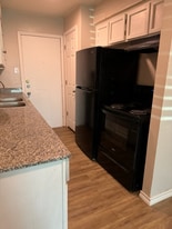 1533 Industrial Dr E, Unit 225 in Sulphur Springs, TX - Building Photo