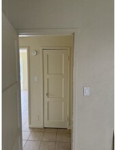 2253 S Cochran Ave, Unit 2253 in Los Angeles, CA - Building Photo - Building Photo