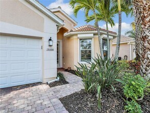 15100 Danios Dr in Bonita Springs, FL - Building Photo - Building Photo