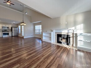 3108 Vroom Dr in Bridgewater, NJ - Building Photo - Building Photo