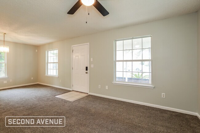 1531 Brook Forest Dr in Jacksonville, FL - Building Photo - Building Photo