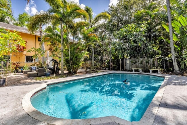 property at 307 SW 11th Ct