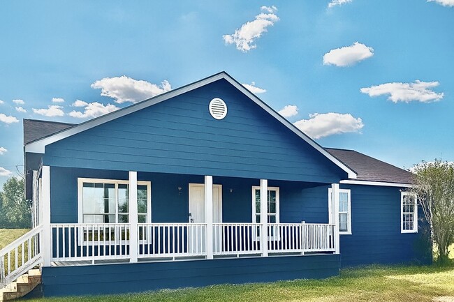 property at 1040 Darst Rd