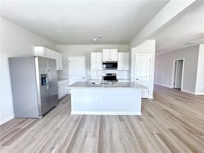 11071 Suria Dr in Covington, GA - Building Photo - Building Photo