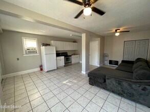 411 N Oleander Ave in Daytona Beach, FL - Building Photo - Building Photo