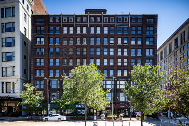 Park Building in Cleveland, OH - Building Photo - Primary Photo