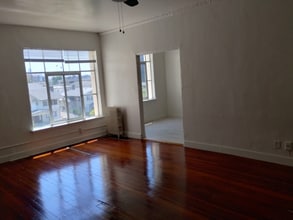 901 S Kingsley Dr in Los Angeles, CA - Building Photo - Building Photo