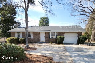 3216 McCleod Ave in West Columbia, SC - Building Photo