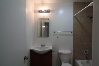 77 N Ellsworth Ave in San Mateo, CA - Building Photo - Building Photo