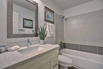 475 Milan Dr in San Jose, CA - Building Photo - Building Photo